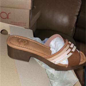 TRUE CRAFT NWT KLICK WOOD SLIDES SANDALS